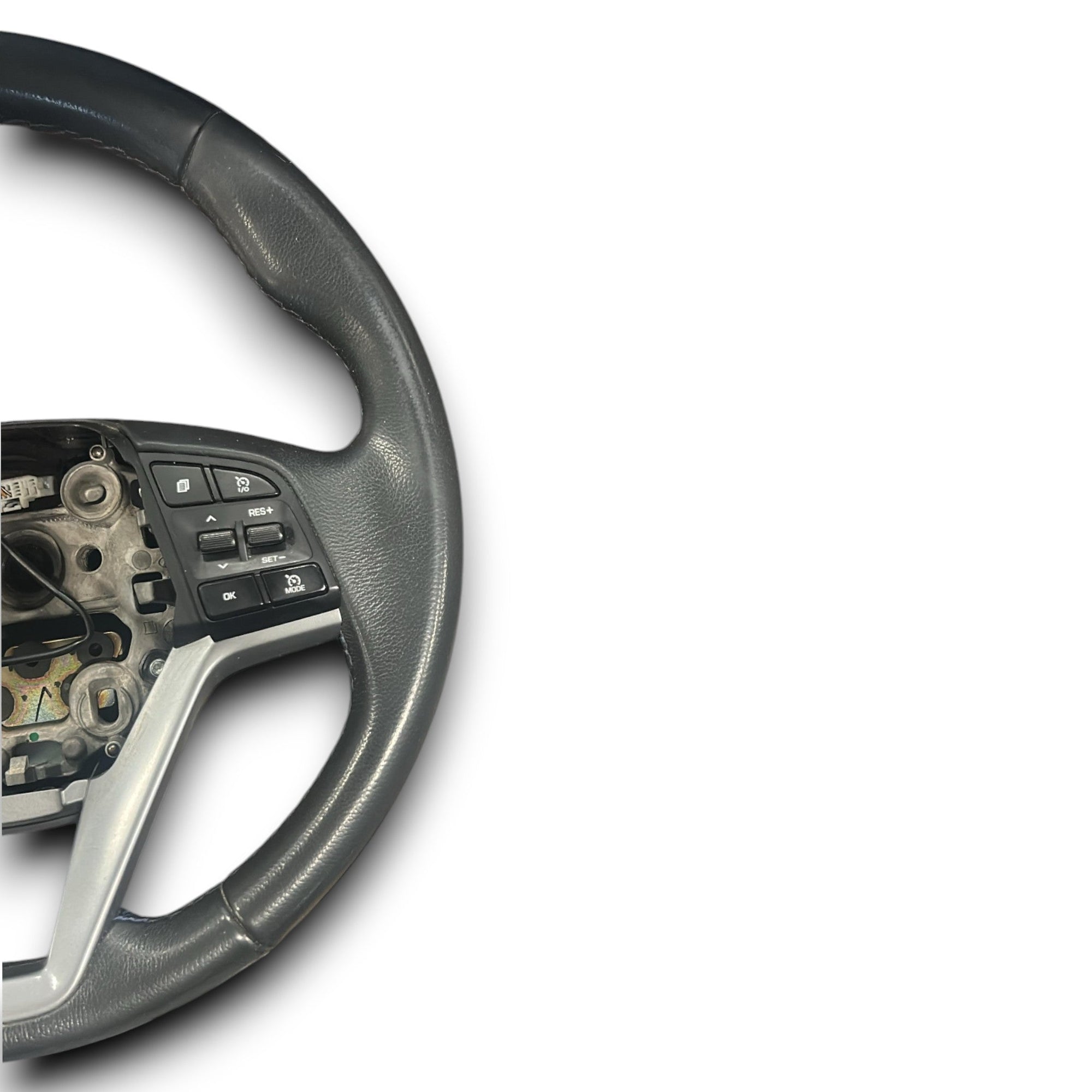 Volante / Sterzo Hyundai Tucson cod.309246881B9A (2015 > 2018) - F&P CRASH SRLS - Ricambi Usati